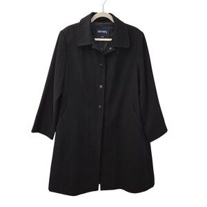 Bernardo Long Line Single Breasted Black Coat Size Medium